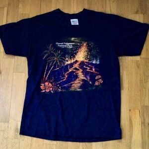 1992 Vintage Hawaii Volcanoes National Park Shirt L